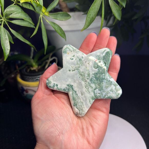 Moss Agate Crystal Star Carving - Picture 2 of 9